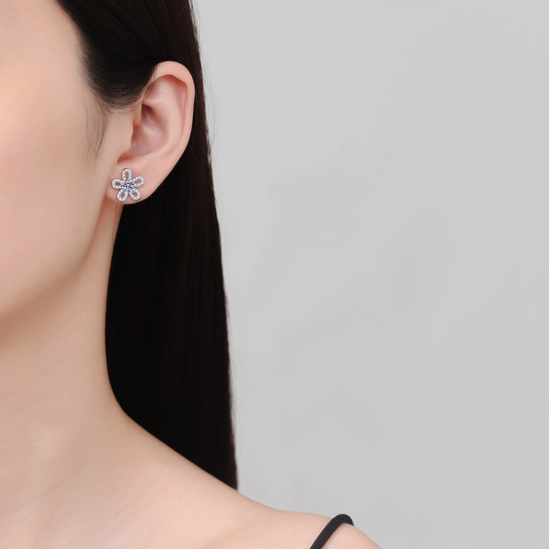 S925 Sterling Silver Sunflower Moissanite Earring Gift For Ladies