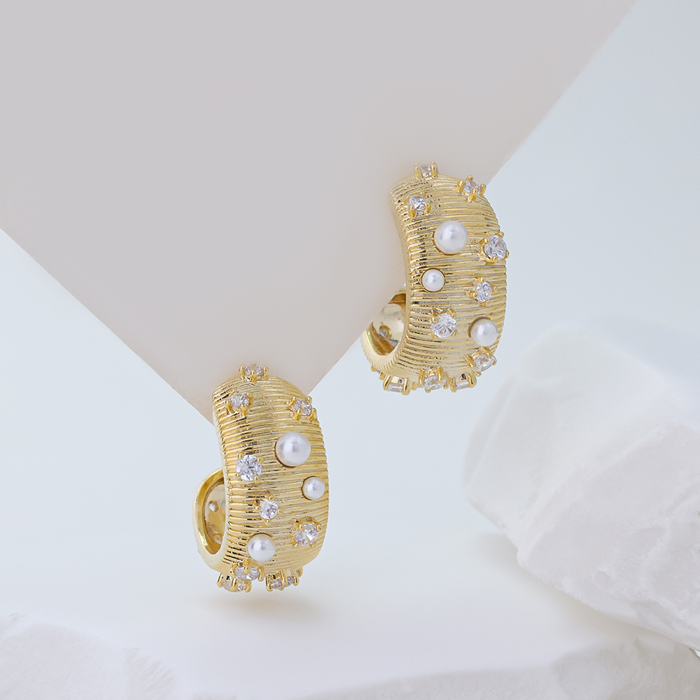 S925 Silver Earrings with Shell Pearl And CZ for Women Wear 