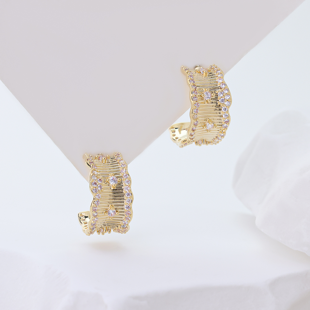 925 Sterling Silver Gold Plated Geometric Zircon Huggie Hoop Earrings for Women, Textured Wavy Design Dainty Minimalist Statement Ear Jewelry