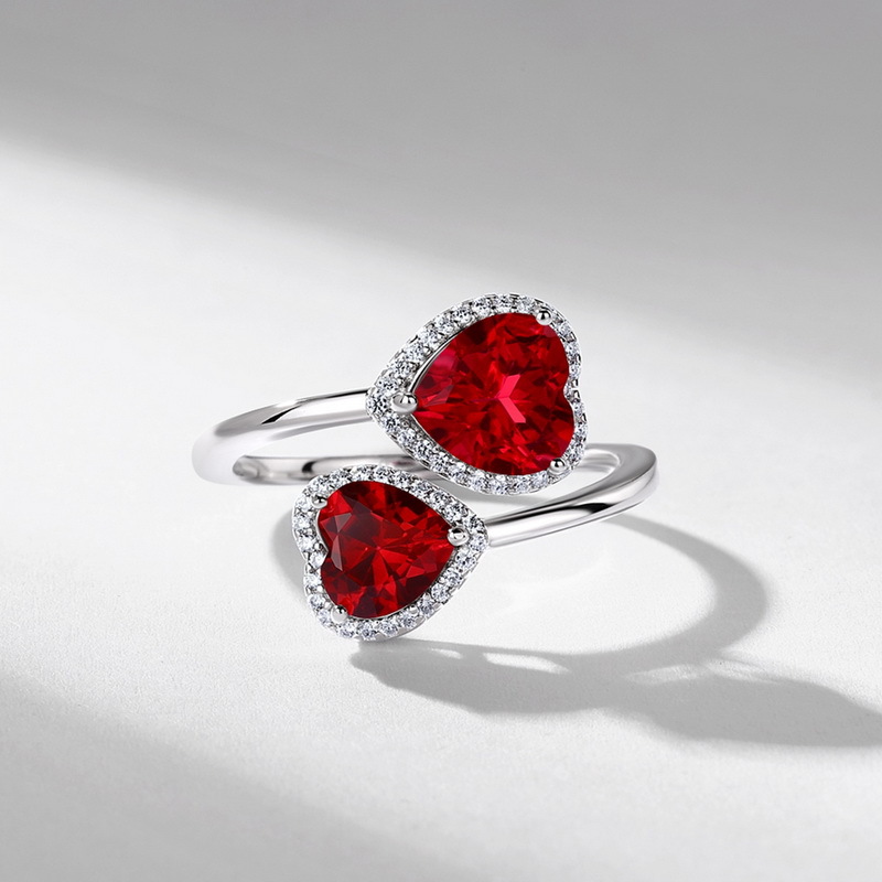 S925 silver ring with heart-shaped cultivated red gemstone opening