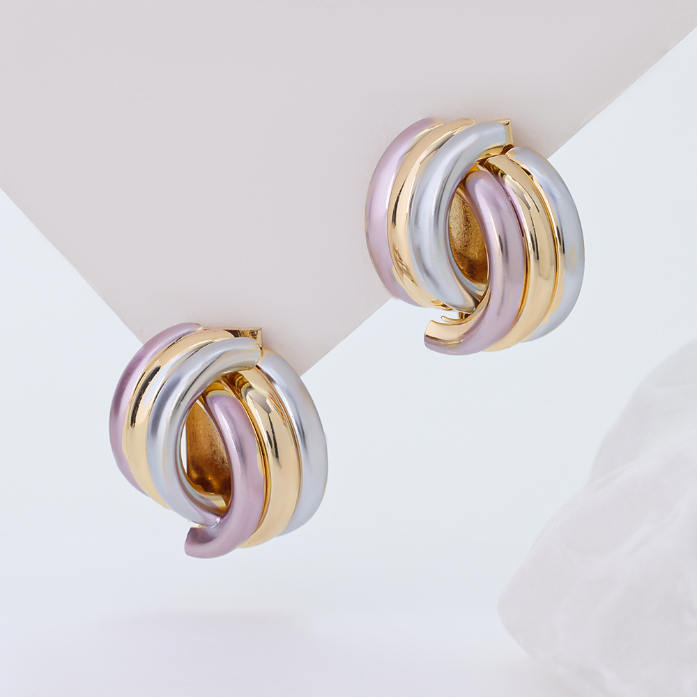 Wholesale of Elegant Women's Earrings