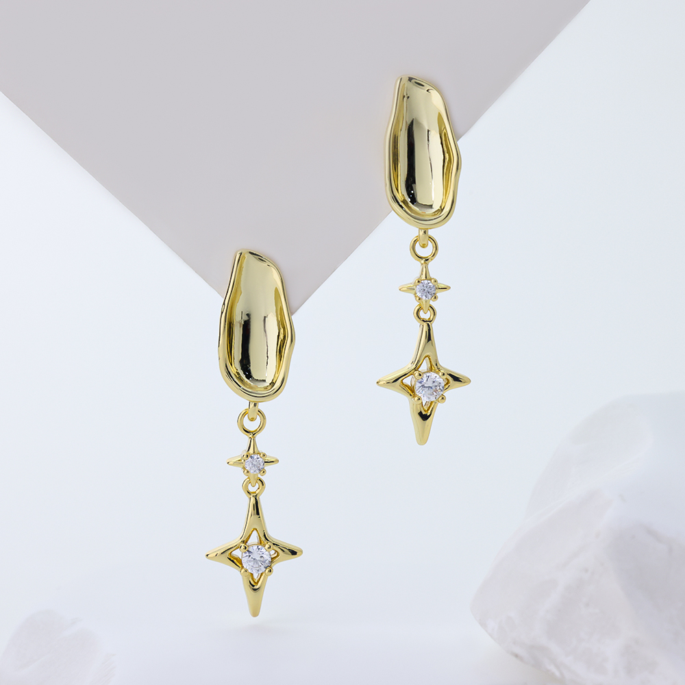 Star & Moon Round Disc Stud Earrings | Gold - Plated Zirconia (Silver - Based) Elegant Vintage Ear Jewelry