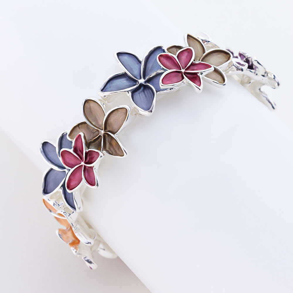 Rhodium plated 925 sterling silver floral wreath bracelet for women