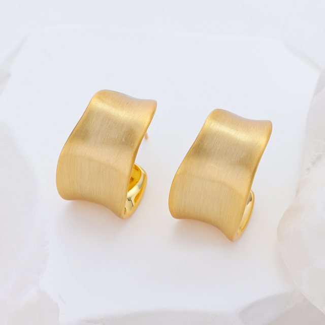 Matte Gold Irregular Wave C Shape Hoop Earrings, 925 Sterling Silver Post Wide Curved Huggie Stud Earrings Minimalist Commuter Jewelry Gift for Women
